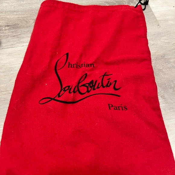 Christian Louboutin size 37 nude heels - Picture 2 of 9